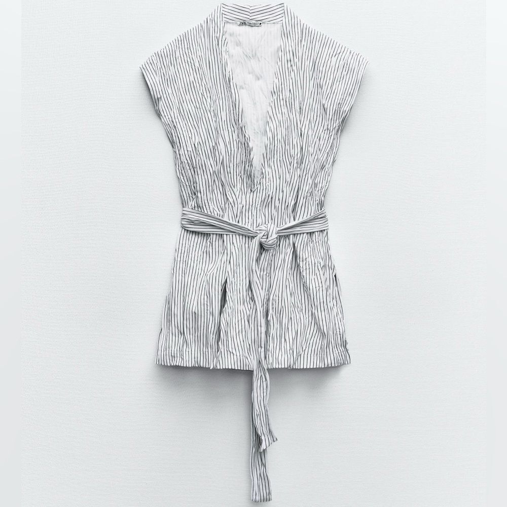 Zara Co-Ord Set Rigid Wrinkled Kimono Top
And Wide Pants - Picture 4 of 9